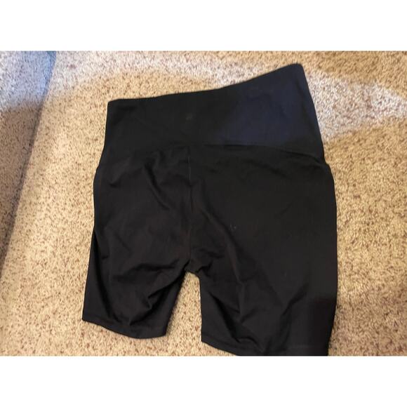 All in Motion womens xl black biker shorts - Picture 1 of 3